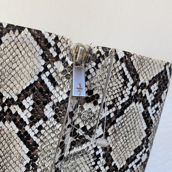 New KENNETH COLE Justin Snake Print Tall Boots - Picture 7 of 11